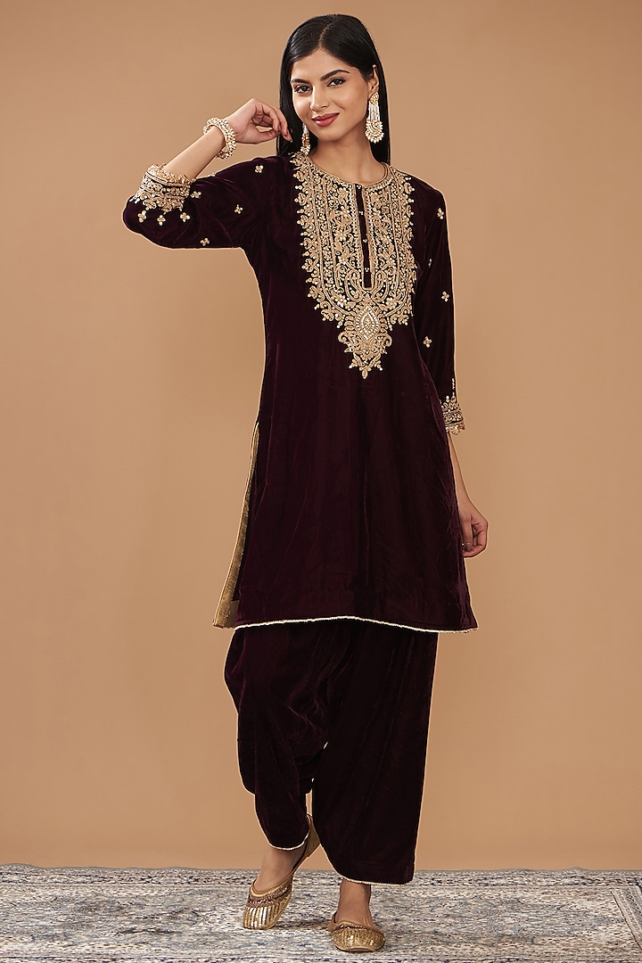 Wine Silk Velvet Hand Embroidered Straight Kurta Set For Girls by Sheetal Batra - Kids at Pernia's Pop Up Shop