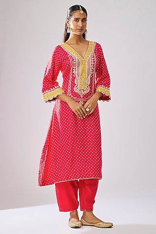 Red Upada Silk Kashmiri Tilla Embroidered Kurta Set For Girls by Sheetal Batra - Kids