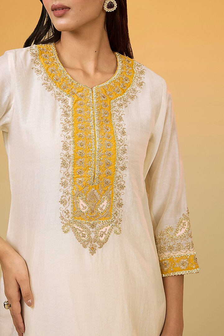 White Silk Chanderi Hand Embroidered Kurta Set For Girls by Sheetal Batra - Kids at Pernia's Pop Up Shop