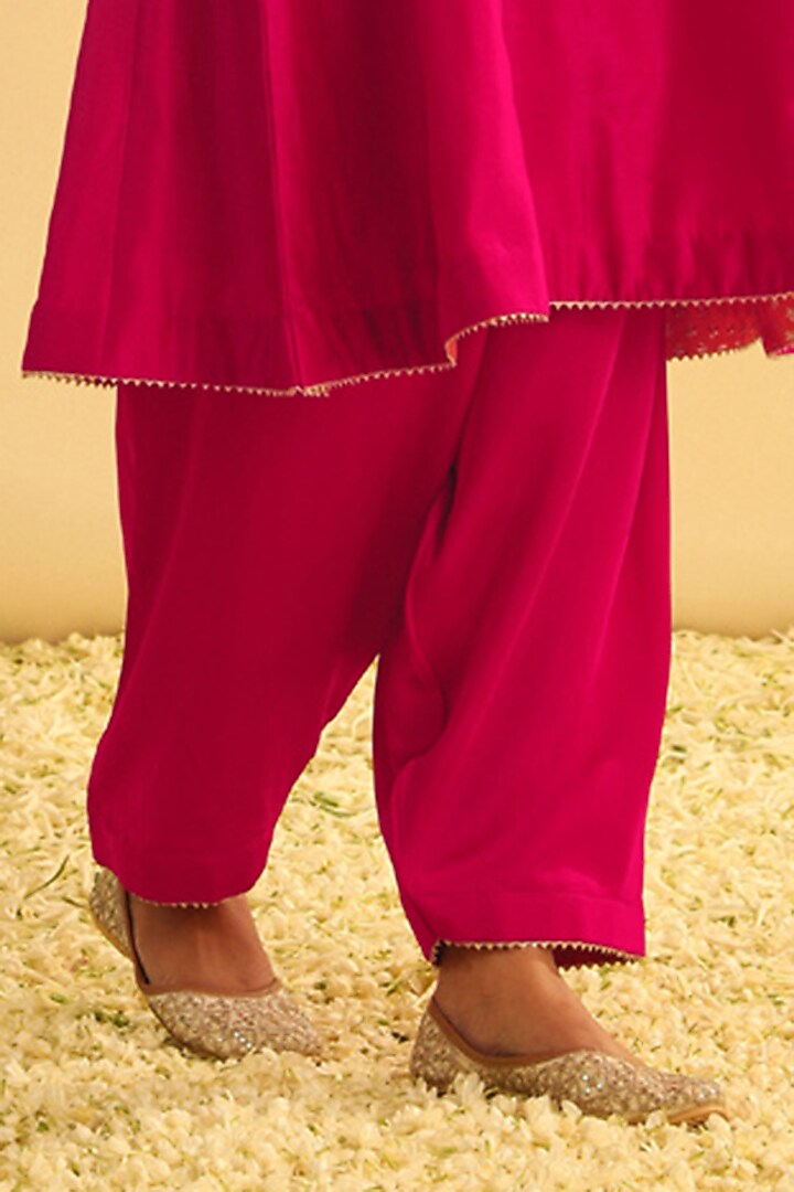 Hot Pink Pure Silk Chanderi Embroidered Kurta Set For Girls by Sheetal Batra - Kids at Pernia's Pop Up Shop