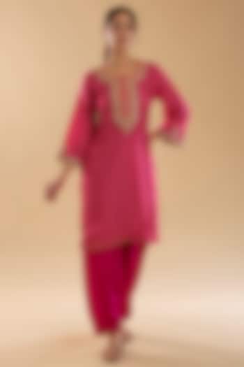 Hot Pink Upada Silk Kashmiri Tilla Embroidered Kurta Set For Girls by Sheetal Batra - Kids at Pernia's Pop Up Shop