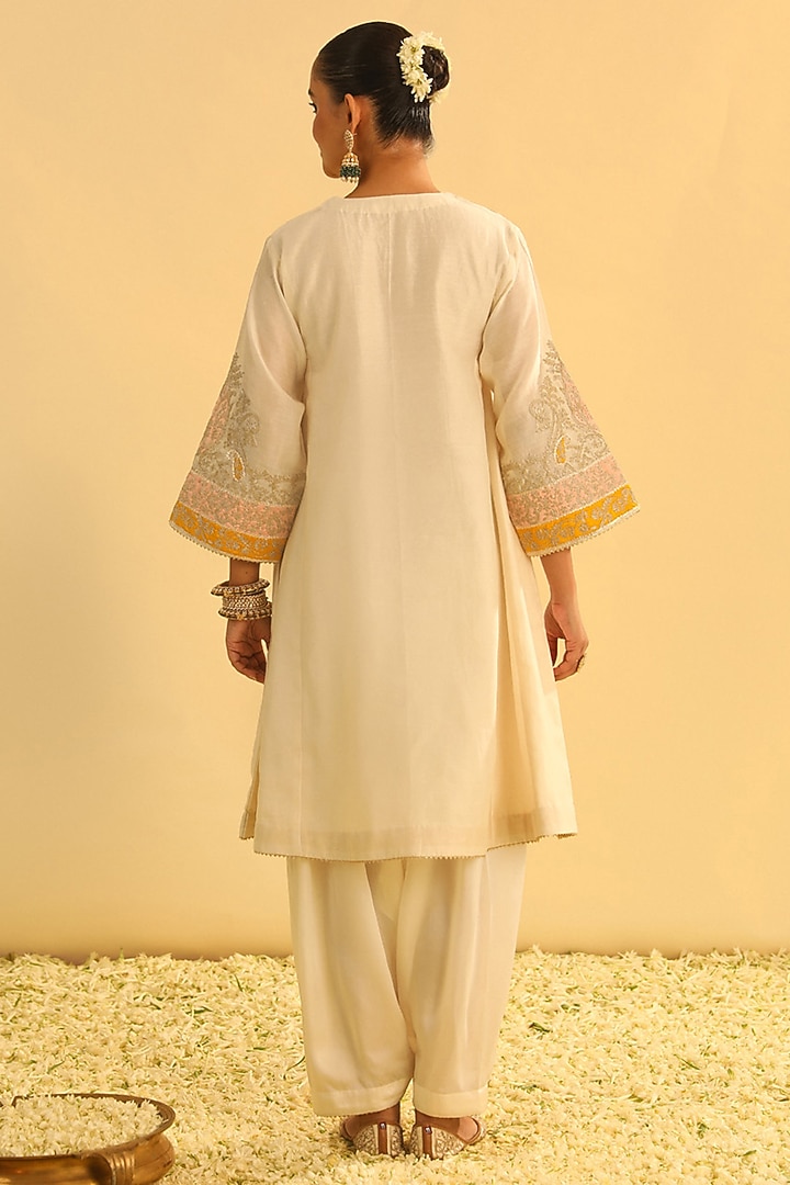 Daisy Ivory Pure Silk Chanderi Embroidered Kurta Set For Girls by Sheetal Batra - Kids at Pernia's Pop Up Shop
