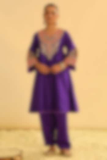 Deep Purple Pure Silk Chanderi Embroidered Kurta Set For Girls by Sheetal Batra - Kids at Pernia's Pop Up Shop