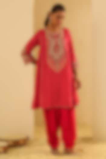 Red Upada Silk Sequin Bandhej Choga Kurta Set For Girls by Sheetal Batra - Kids at Pernia's Pop Up Shop