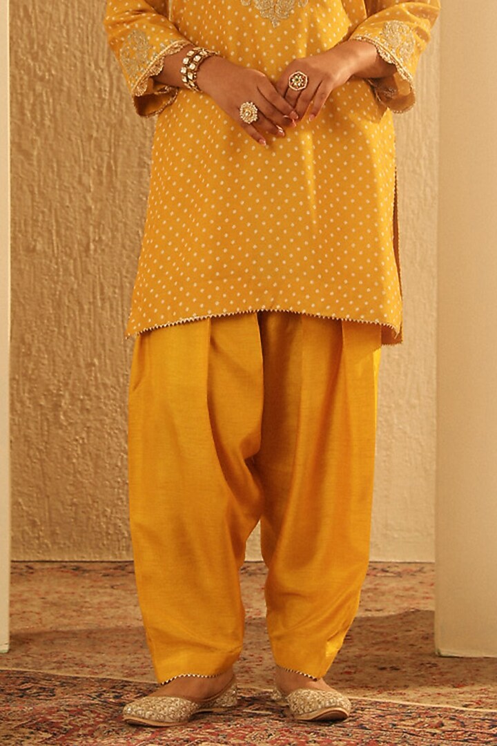 Mustard Upada Silk Bandhej Choga Kurta Set For Girls by Sheetal Batra - Kids at Pernia's Pop Up Shop