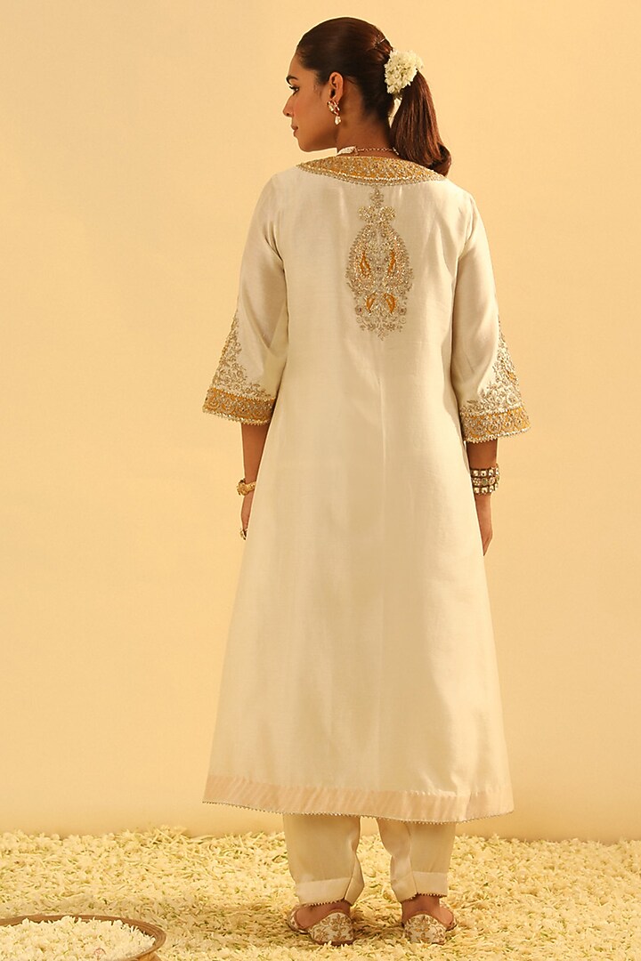 Daisy Ivory Silk Chanderi Embroidered A-Line Kurta Set For Girls by Sheetal Batra - Kids at Pernia's Pop Up Shop