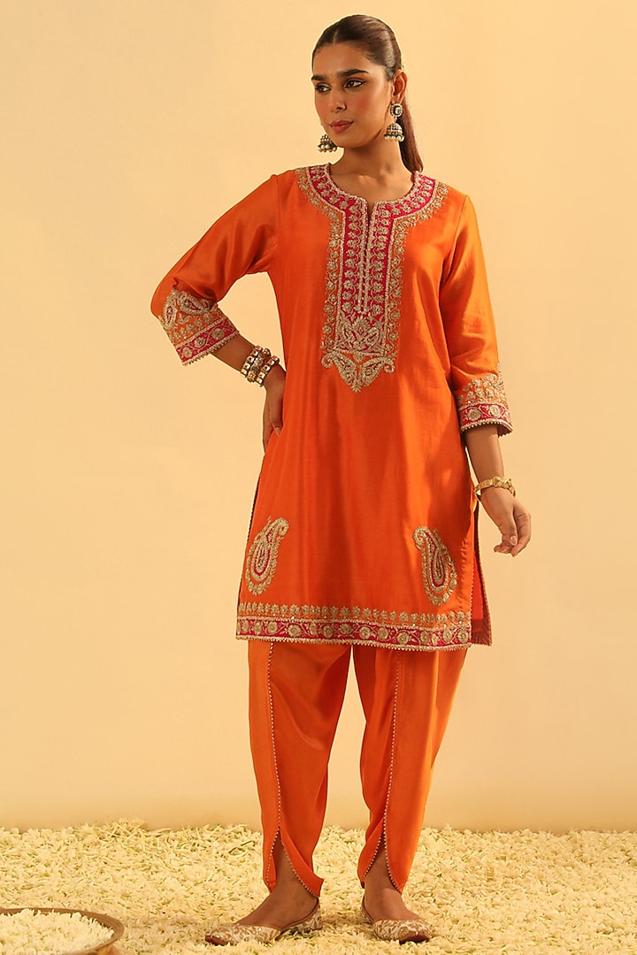 Orange Silk Chanderi Embroidered Short Kurta Set For Girls by Sheetal Batra - Kids at Pernia's Pop Up Shop