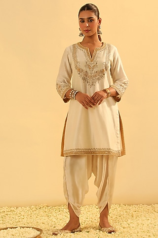 Ivory Silk Chanderi Embroidered Short Kurta Set For Girls by Sheetal Batra - Kids