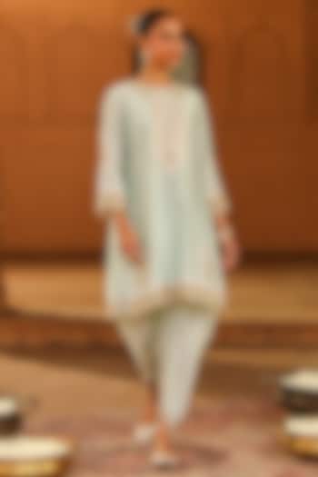 Misty Green Silk Chanderi Embroidered Short Kurta Set For Girls by Sheetal Batra - Kids at Pernia's Pop Up Shop
