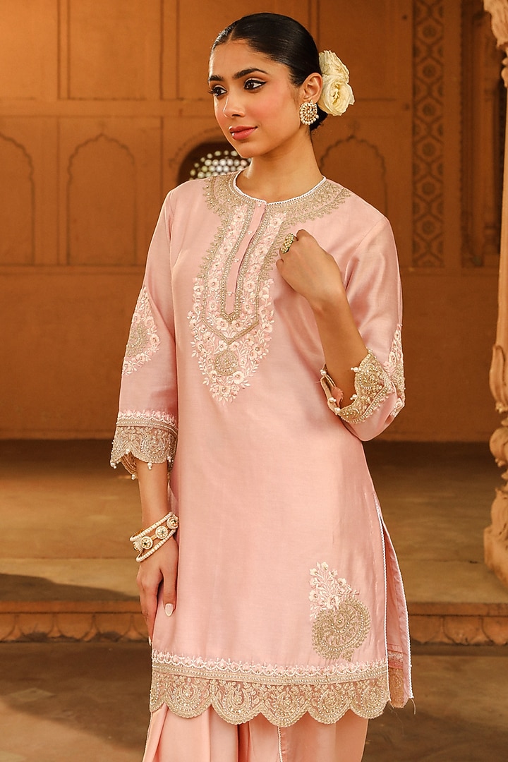 Blush Pink Silk Chanderi Embroidered Short Kurta Set For Girls by Sheetal Batra - Kids at Pernia's Pop Up Shop