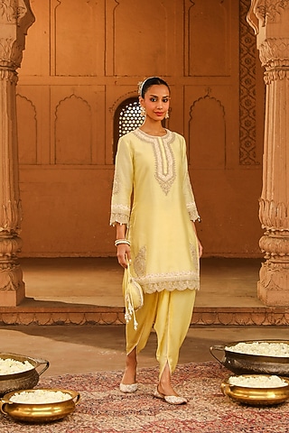 Lemon Yellow Silk Chanderi Embroidered Short Kurta Set For Girls by Sheetal Batra - Kids