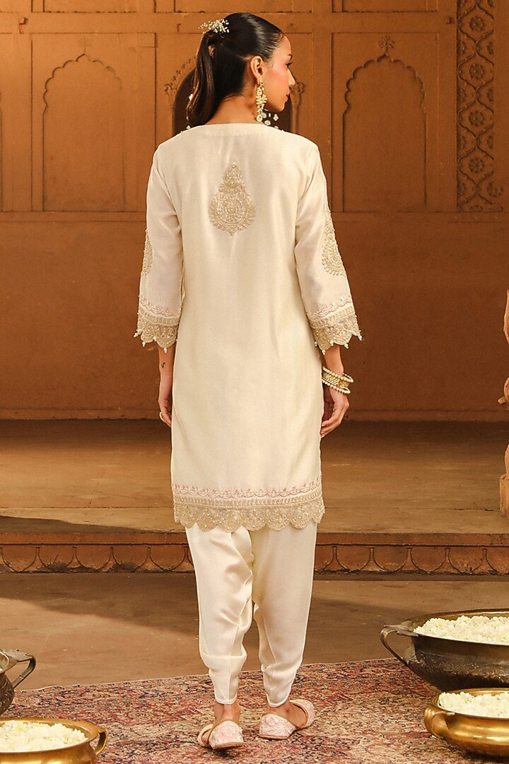 Ivory Silk Chanderi Embroidered Short Kurta Set For Girls by Sheetal Batra - Kids at Pernia's Pop Up Shop