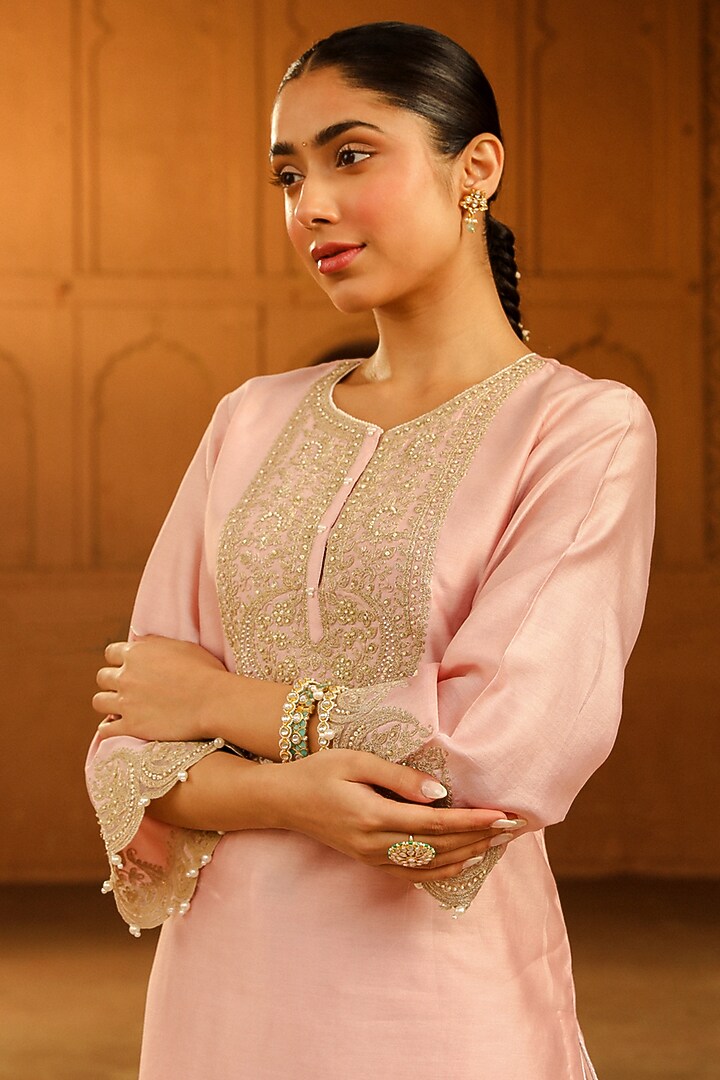Blush Pink Silk Chanderi Embroidered Short Kurta Set For Girls by Sheetal Batra - Kids at Pernia's Pop Up Shop