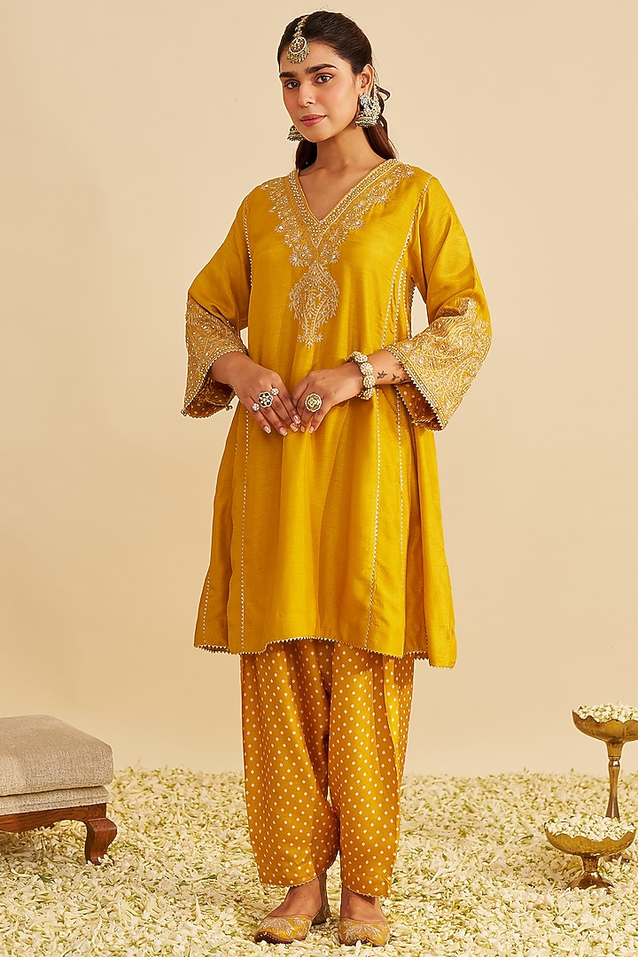 Mustard Pure Upada Silk Gota Embroidered Kurta Set For Girls by Sheetal Batra - Kids at Pernia's Pop Up Shop
