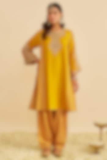 Mustard Pure Upada Silk Zardosi Embroidered Short Kurta Set For Girls by Sheetal Batra - Kids at Pernia's Pop Up Shop