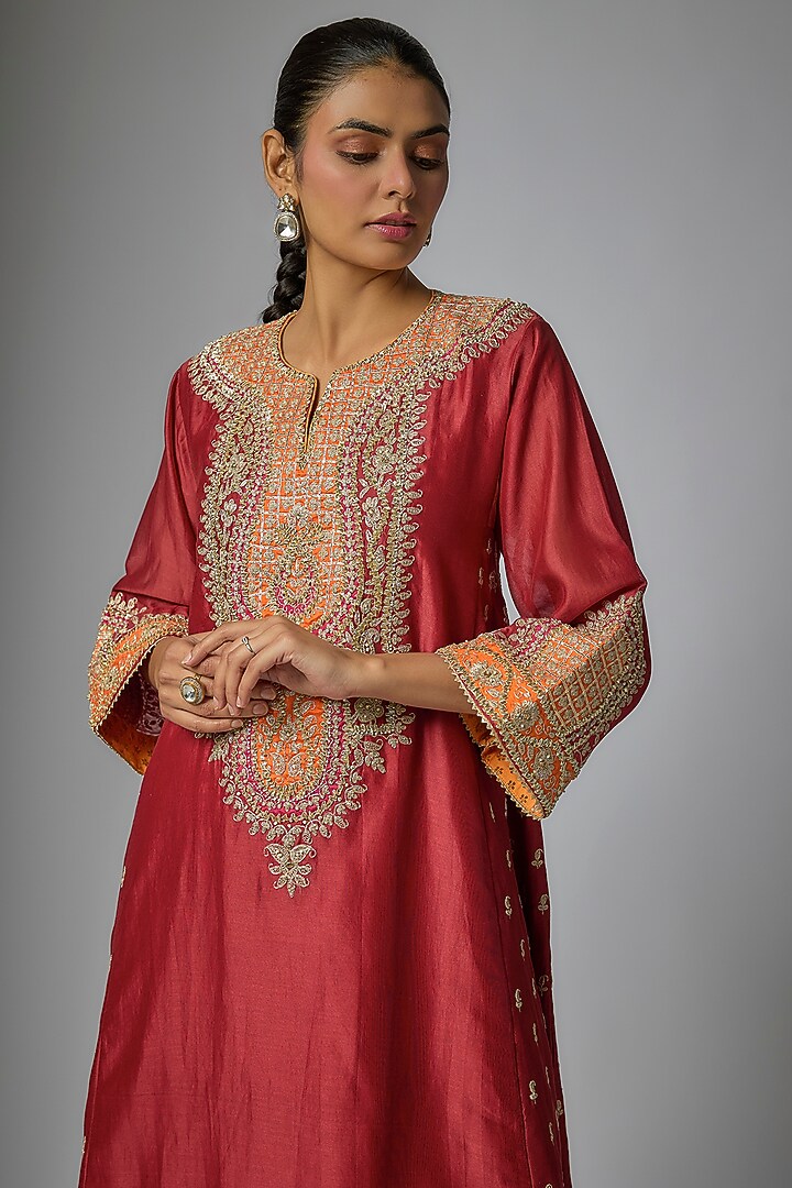 Red Silk Chanderi Kashmiri Tilla Embroidered Choga Kurta Set For Girls by Sheetal Batra - Kids at Pernia's Pop Up Shop