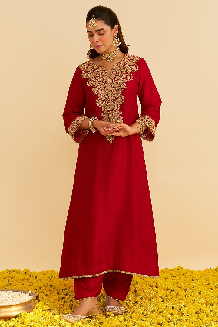 Deep Red Upada Silk Kiran Dori Embroidered Long Kaftan Set For Girls by Sheetal Batra - Kids at Pernia's Pop Up Shop