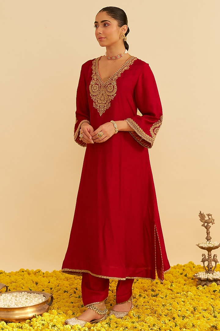 Deep Red Upada Silk Kiran Dori Embroidered Kaftan Set For Girls by Sheetal Batra - Kids at Pernia's Pop Up Shop