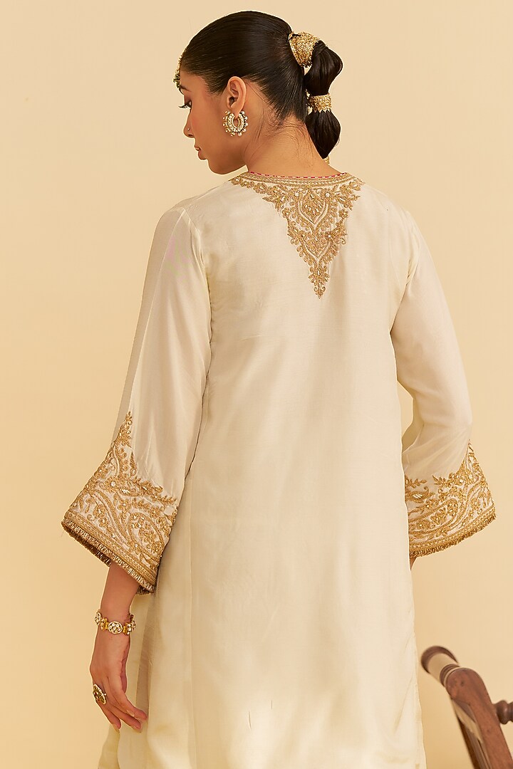Daisy Ivory Upada Silk Dori Embroidered Kurta Set For Girls by Sheetal Batra - Kids at Pernia's Pop Up Shop