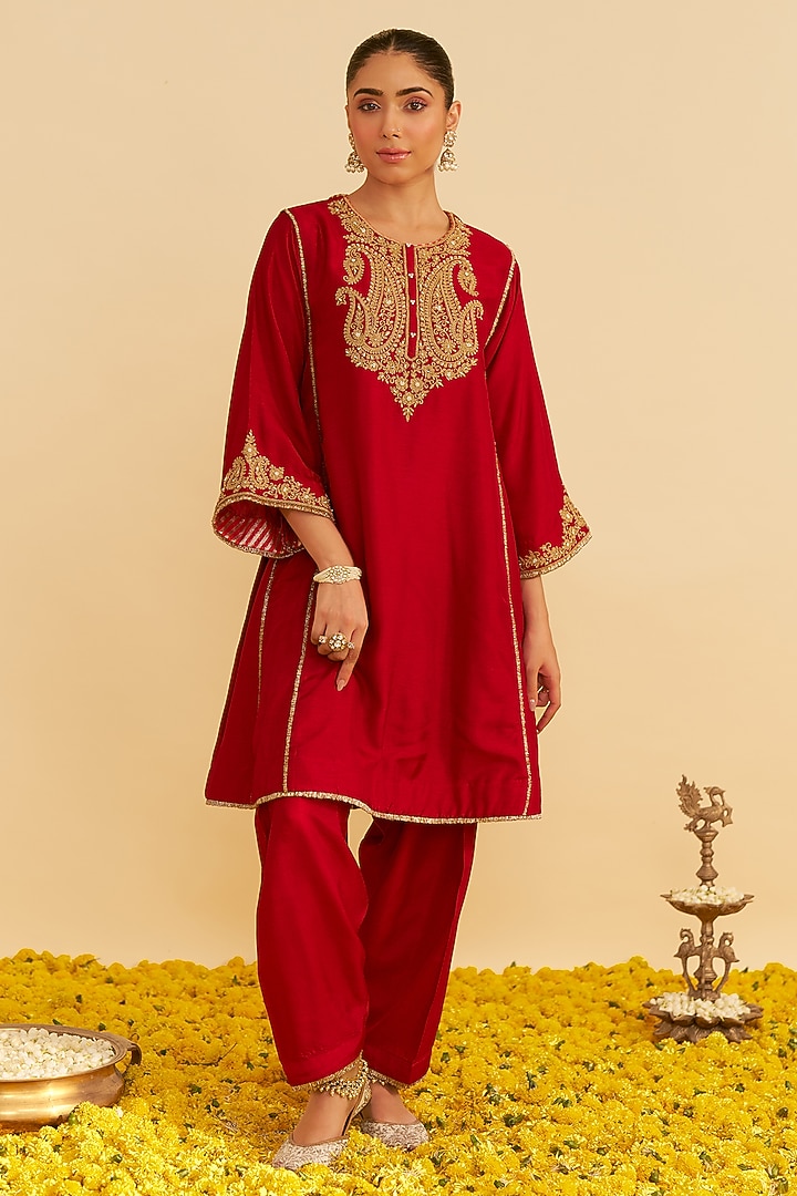 Deep Red Upada Silk Dori Embroidered Kurta Set For Girls by Sheetal Batra - Kids at Pernia's Pop Up Shop