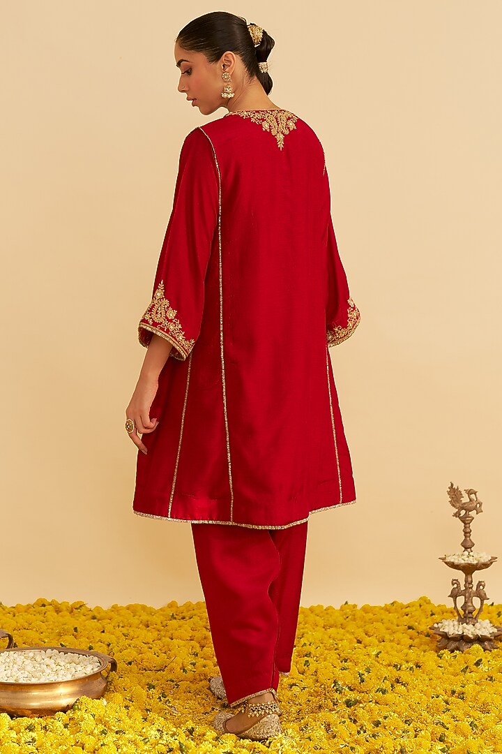 Deep Red Upada Silk Dori Embroidered Kurta Set For Girls by Sheetal Batra - Kids at Pernia's Pop Up Shop