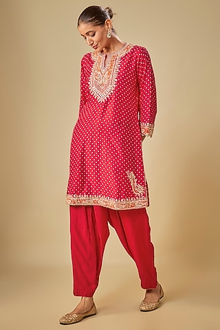 Red Upada Silk Pearl Embroidered Bandhej Short Kurta Set For Girls by Sheetal Batra - Kids