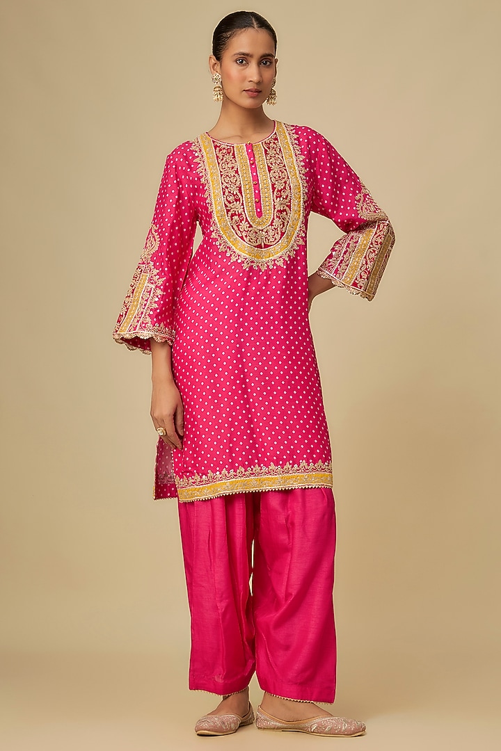 Pink Upada Silk Kashmiri Tilla Embroidered Kurta Set For Girls by Sheetal Batra - Kids at Pernia's Pop Up Shop