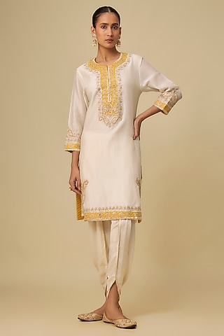 Ivory Silk Chanderi Kashmiri Tilla Embroidered Kurta Set For Girls by Sheetal Batra - Kids