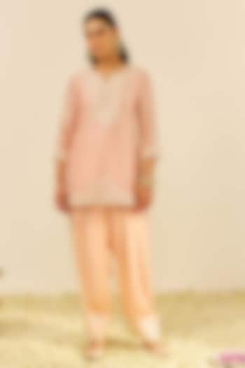 Rose-Colored Chanderi Silk Gara Embroidered Kurta Set For Girls by Sheetal Batra - Kids at Pernia's Pop Up Shop