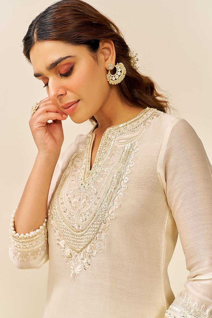 Daisy Ivory Chanderi Silk A-Line Kurta Set For Girls by Sheetal Batra - Kids at Pernia's Pop Up Shop