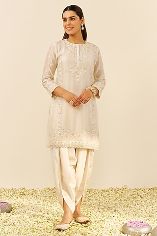 Daisy Ivory Chanderi Silk Short Kurta Set For Girls by Sheetal Batra - Kids
