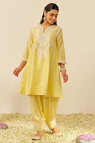 Lemon Yellow Chanderi Silk Short Kurta Set For Girls by Sheetal Batra - Kids
