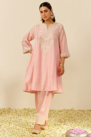 Blush Pink Chanderi Silk Parsi Gara Embroidered Kurta Set For Girls by Sheetal Batra - Kids