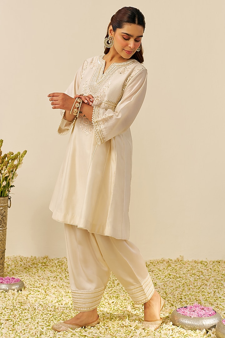 Ivory Chanderi Silk Parsi Gara Embroidered Kurta Set For Girls by Sheetal Batra - Kids at Pernia's Pop Up Shop