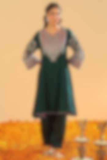 Emerald Green Pure Silk Chanderi Embroidered Kurta Set For Girls by Sheetal Batra - Kids at Pernia's Pop Up Shop