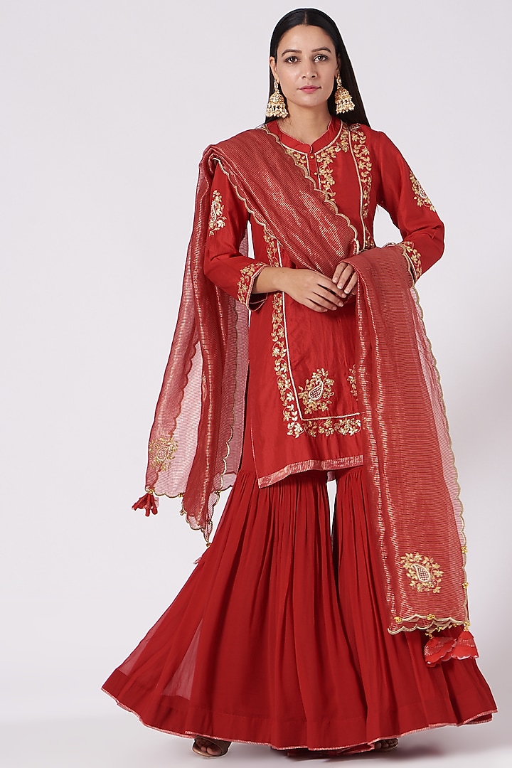 Maroon Embroidered Gharara Set For Girls by Sheetal Batra - Kids at Pernia's Pop Up Shop