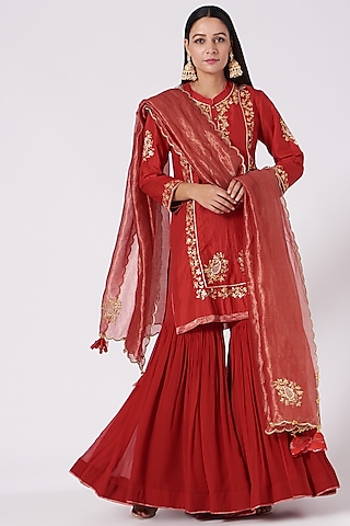 Maroon Embroidered Gharara Set For Girls by Sheetal Batra - Kids