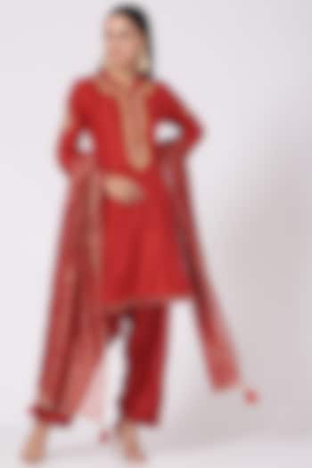 Dark Red Gota Embellished Short Kurta Set For Girls by Sheetal Batra - Kids
