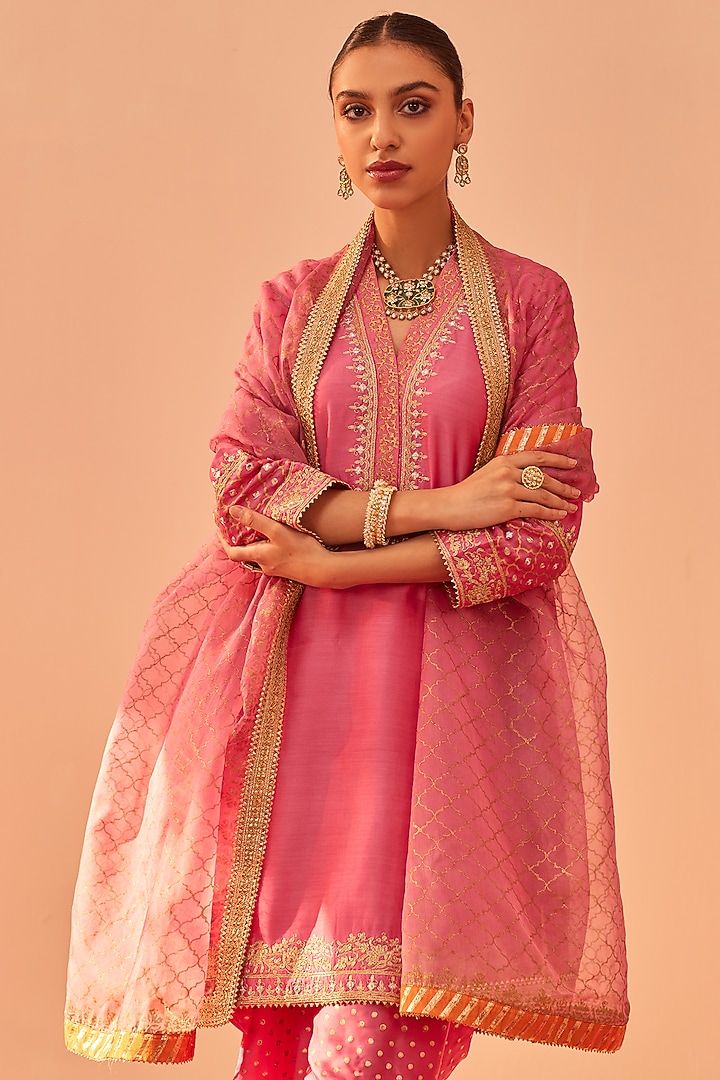 Flamingo Pink Silk Chanderi Embroidered Kurta Set For Girls by Sheetal Batra - Kids at Pernia's Pop Up Shop