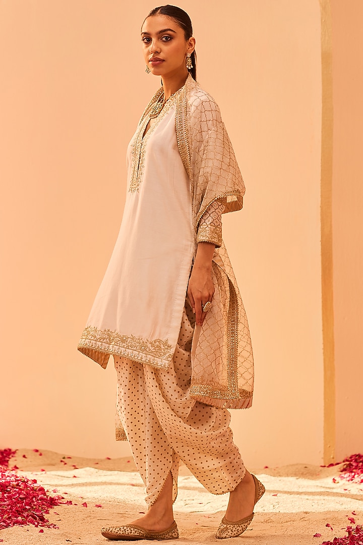 Daisy Ivory Silk Chanderi & Banarasi Embroidered Kurta Set For Girls by Sheetal Batra - Kids at Pernia's Pop Up Shop