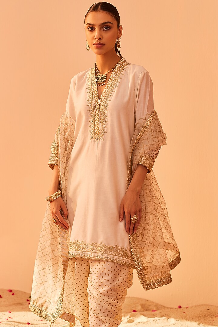 Daisy Ivory Silk Chanderi & Banarasi Embroidered Kurta Set For Girls by Sheetal Batra - Kids at Pernia's Pop Up Shop