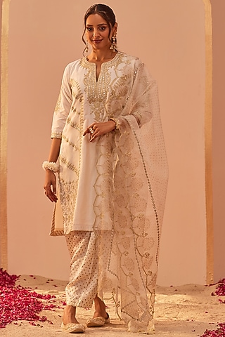 Daisy Ivory Georgette Kurta Set For Girls by Sheetal Batra - Kids