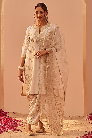Daisy Ivory Silk Chanderi Printed & Embroidered Kurta Set For Girls by Sheetal Batra - Kids