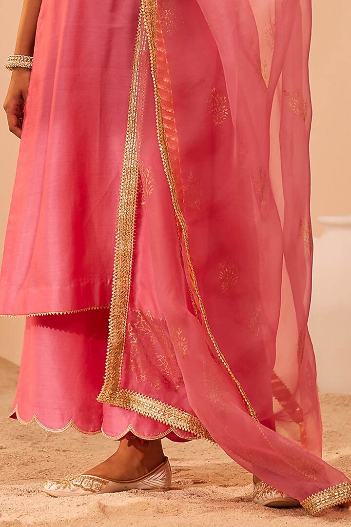Flamingo Pink Silk Chanderi Embroidered Kurta Set For Girls by Sheetal Batra - Kids at Pernia's Pop Up Shop