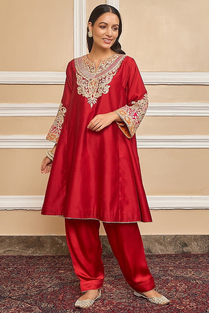 Deep Red Silk Chanderi Embroidered Kurta Set For Girls by Sheetal Batra - Kids at Pernia's Pop Up Shop