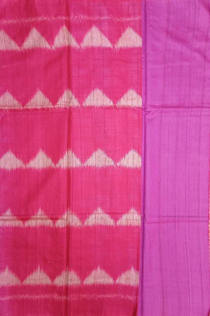Coral & Purple Handwoven Tie-Dye Saree by Shibaprasad Das at Pernia's Pop Up Shop