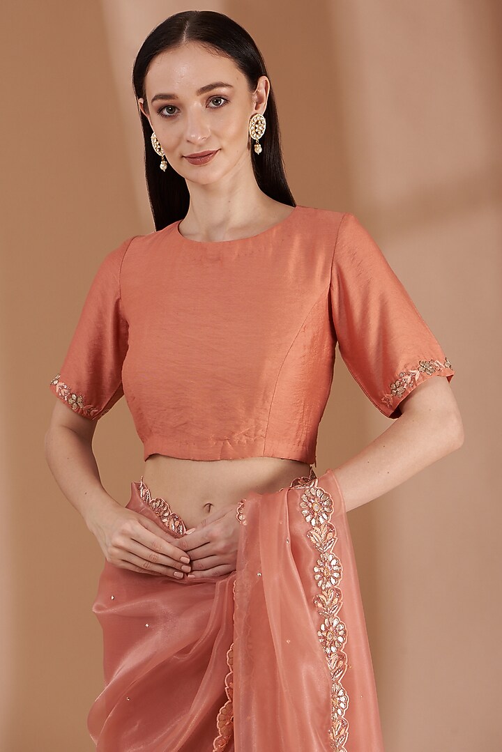 Peach Hand Embroidered Wedding Saree Set by Label By Shalini Bhagat at Pernia's Pop Up Shop