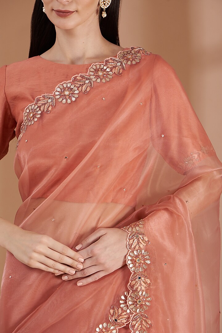 Peach Hand Embroidered Wedding Saree Set by Label By Shalini Bhagat at Pernia's Pop Up Shop