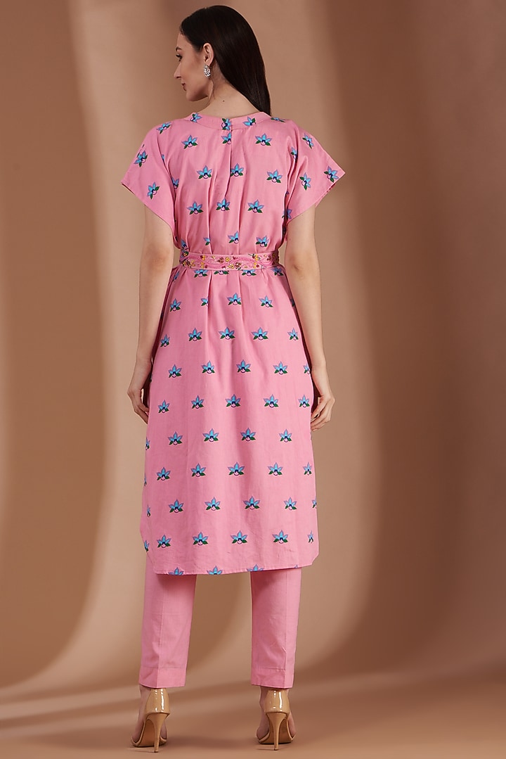 Rose Pink Hand Printed Kaftan Set by Label By Shalini Bhagat at Pernia's Pop Up Shop