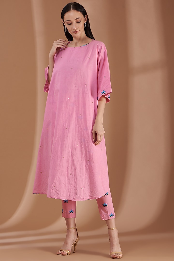 Rose Pink Kurta Set With Embroidery by Label By Shalini Bhagat